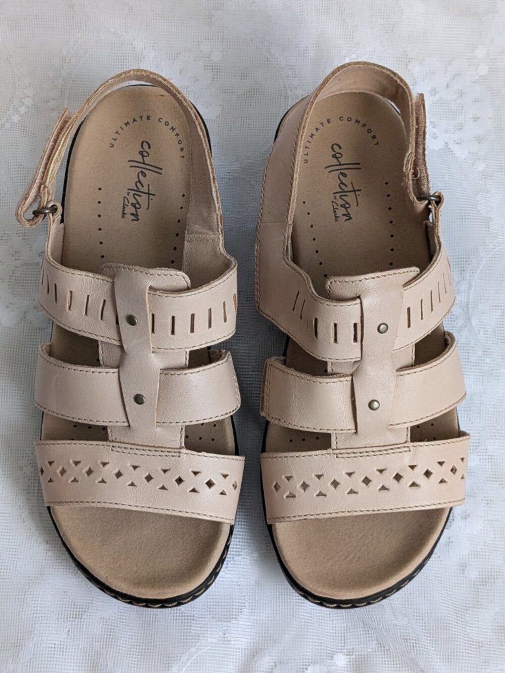 NWT Clarks Lexi Qwin Blush Beige Leather Cut Out Slingback Sandals 9.5 XW 9.5 WW